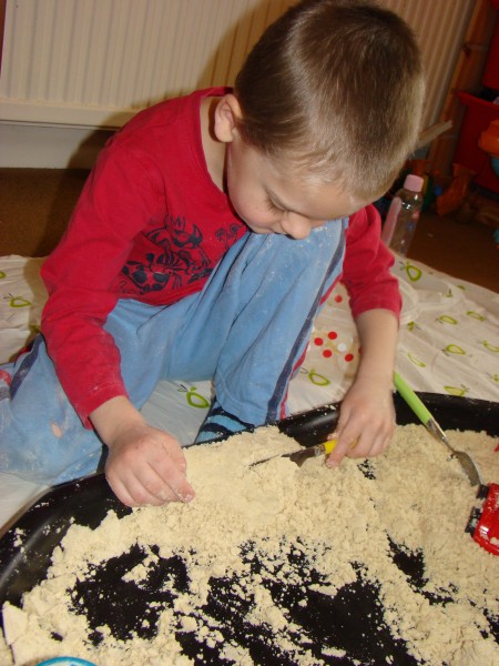 Moon Sand Tuff Tray Activity - Housebound with Kids